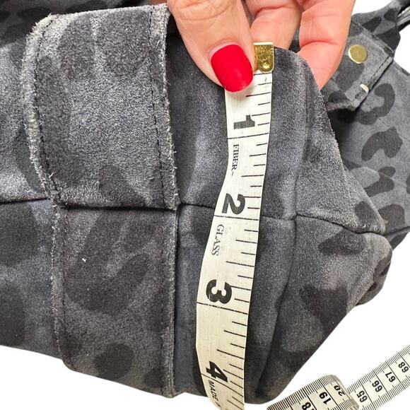 CLARE V Suede Leopard Print Tote Shoulder Bag Gray Black Animal Print - Picture 8 of 9